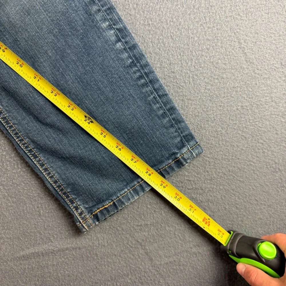 Levis item good